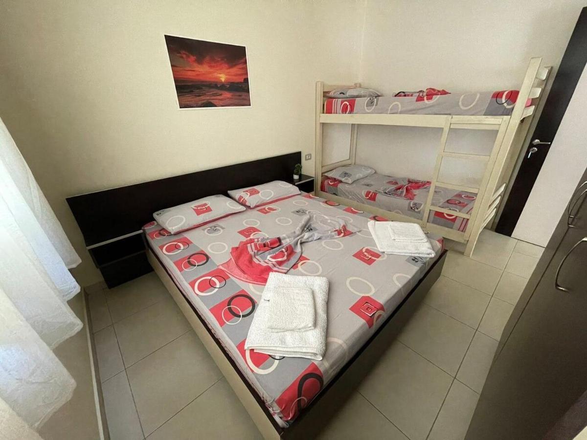 Aparthotel Vila Tufi Velipojë 外观 照片