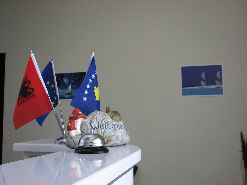 Aparthotel Vila Tufi Velipojë 外观 照片