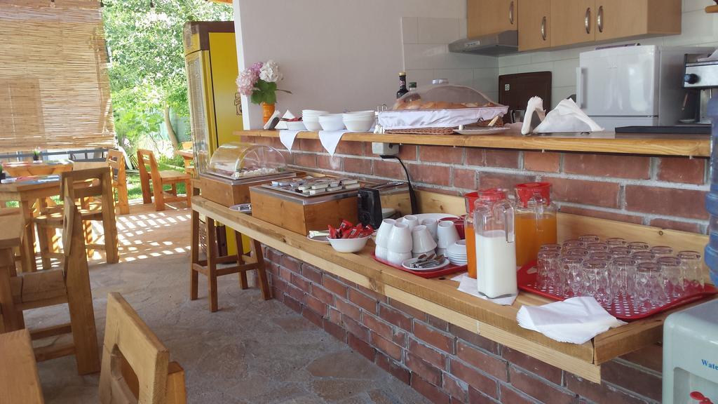 Aparthotel Vila Tufi Velipojë 外观 照片